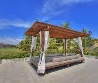 Villa Kalyani, Bale in Garden