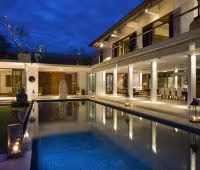 Villa Cendrawasih, Villa de nuit