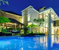 Villa LuWih, Villa at Night