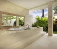 Villa Babar, Guest Bathroom