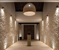 Villa Gendang, Entrance